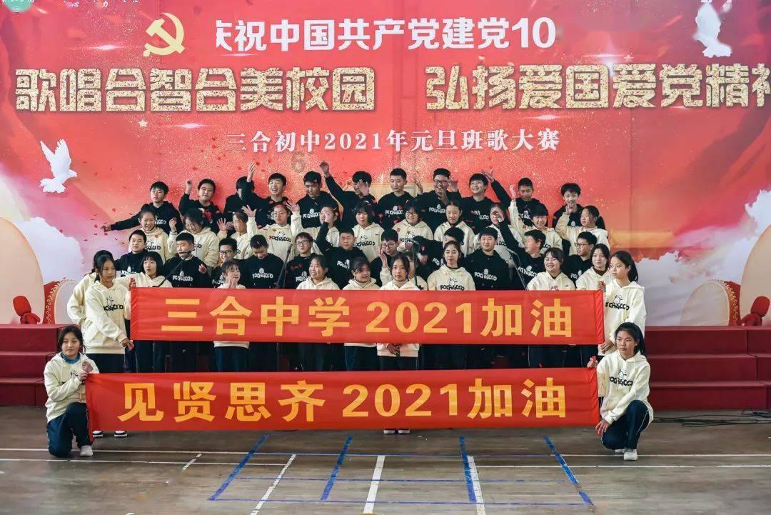 度假的时尚女孩